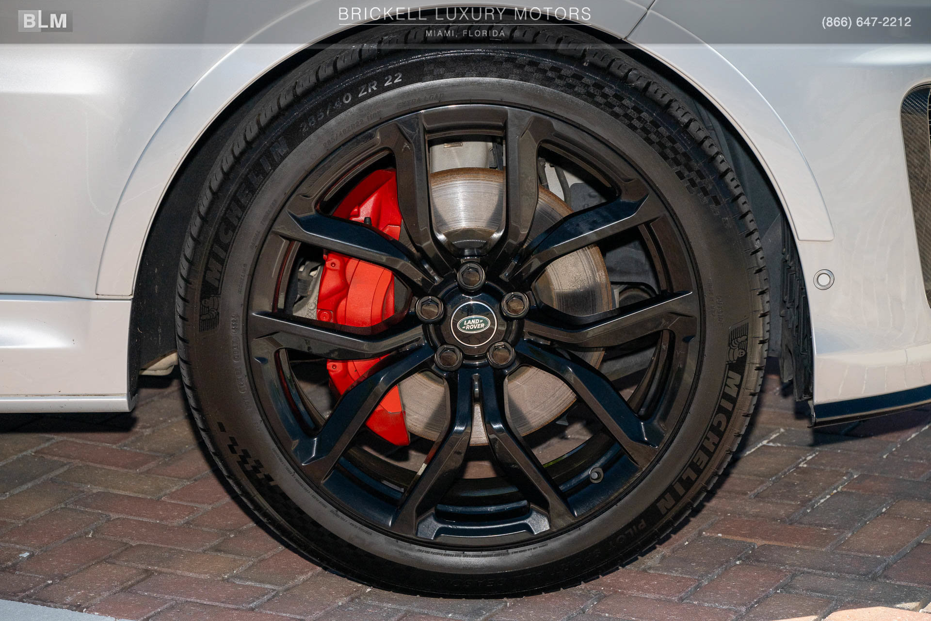 Used 2022 Land Rover Range Rover Sport SVR Carbon Edition AWD/4WD image 43
