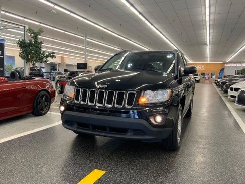 Used 2013 Jeep Compass Sport AWD/4WD image 36