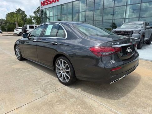 Used 2022 Mercedes-Benz E 350 Sedan image 3