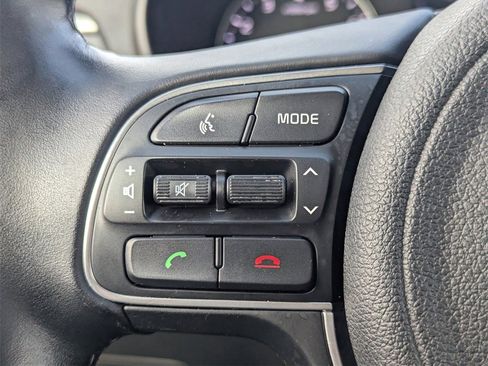 Used 2018 Kia Optima S image 21