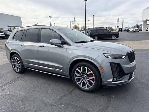 Used 2024 Cadillac XT6 Sport w/ Platinum Package image 7