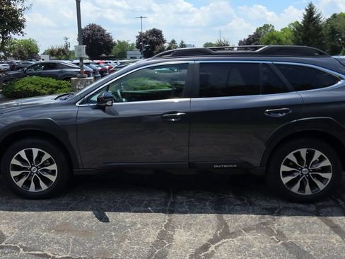 Certified 2025 Subaru Outback Limited AWD/4WD image 5