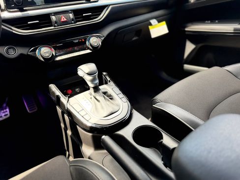 Used 2022 Kia Forte GT-Line FWD image 27
