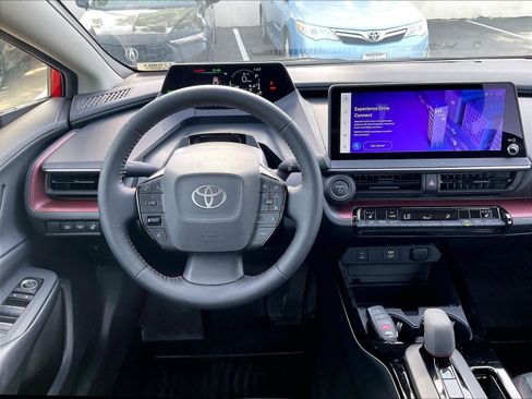 Used 2024 Toyota Prius Prime image 8