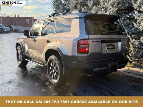 Used 2024 Toyota Land Cruiser image 6