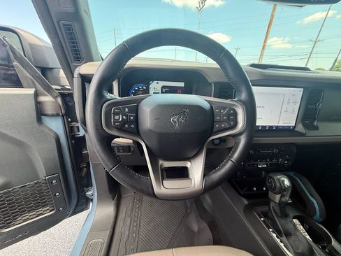 Used 2024 Ford Bronco Wildtrak AWD/4WD image 16
