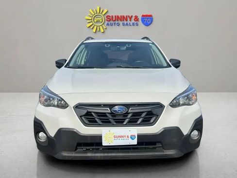 Used 2021 Subaru Crosstrek 2.5i Sport w/ Moonroof Package image 3