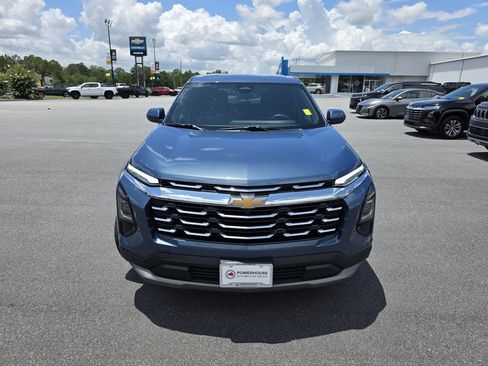 Used 2026 Chevrolet Equinox LT AWD/4WD image 8