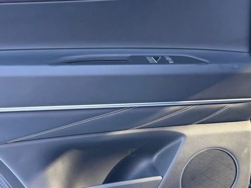 Used 2024 Genesis GV80 3.5T image 25