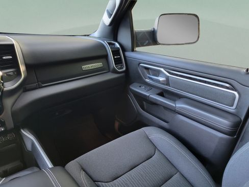 Used 2023 RAM 1500 Big Horn AWD/4WD image 10