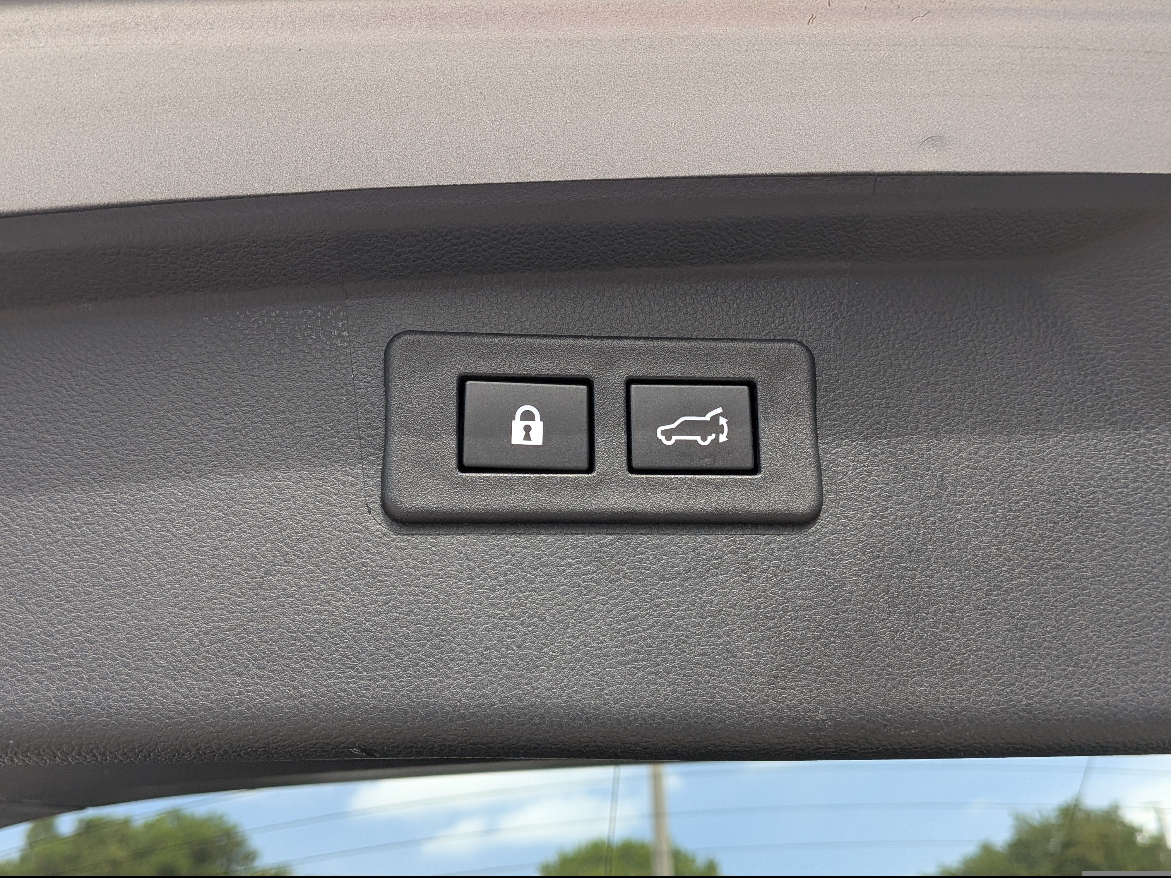 Certified 2022 Subaru Outback Limited AWD/4WD image 14