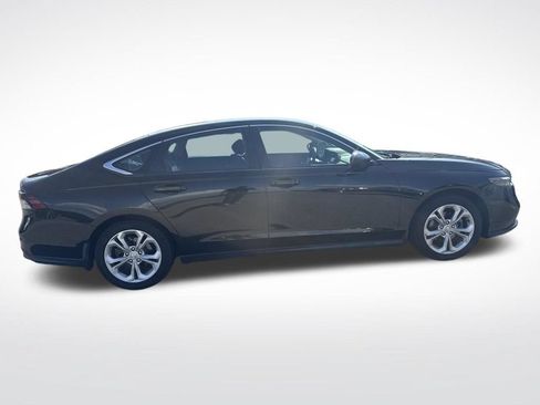 Used 2023 Honda Accord LX image 9