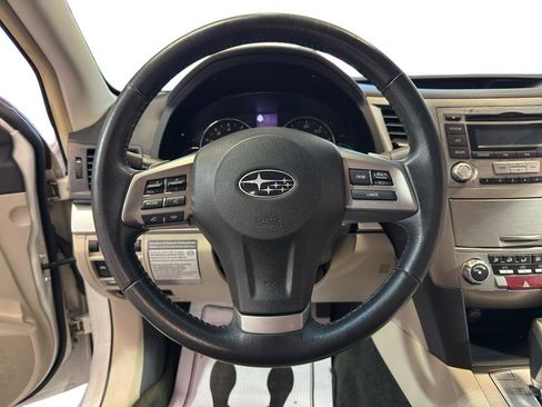 Used 2012 Subaru Legacy 2.5i Premium AWD/4WD image 15