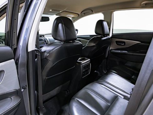 Used 2018 Nissan Murano SL image 32