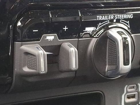 Used 2024 RAM 1500 Limited AWD/4WD image 26