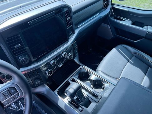 Used 2025 Ford F150 Lariat w/ Equipment Group 502A High AWD/4WD image 23