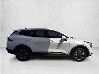 Used 2023 Kia Sportage LX FWD video 4