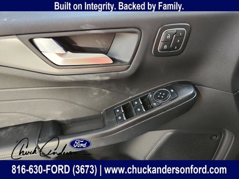 New 2025 Ford Escape Active w/ Active Premium Tech Pack image 13