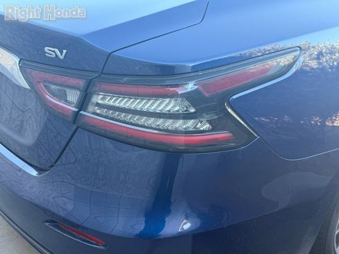 Used 2023 Nissan Maxima SV w/ Floor Mat Group image 12