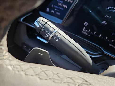 Used 2024 Cadillac Escalade Sport w/ LPO, ONYX Package image 29