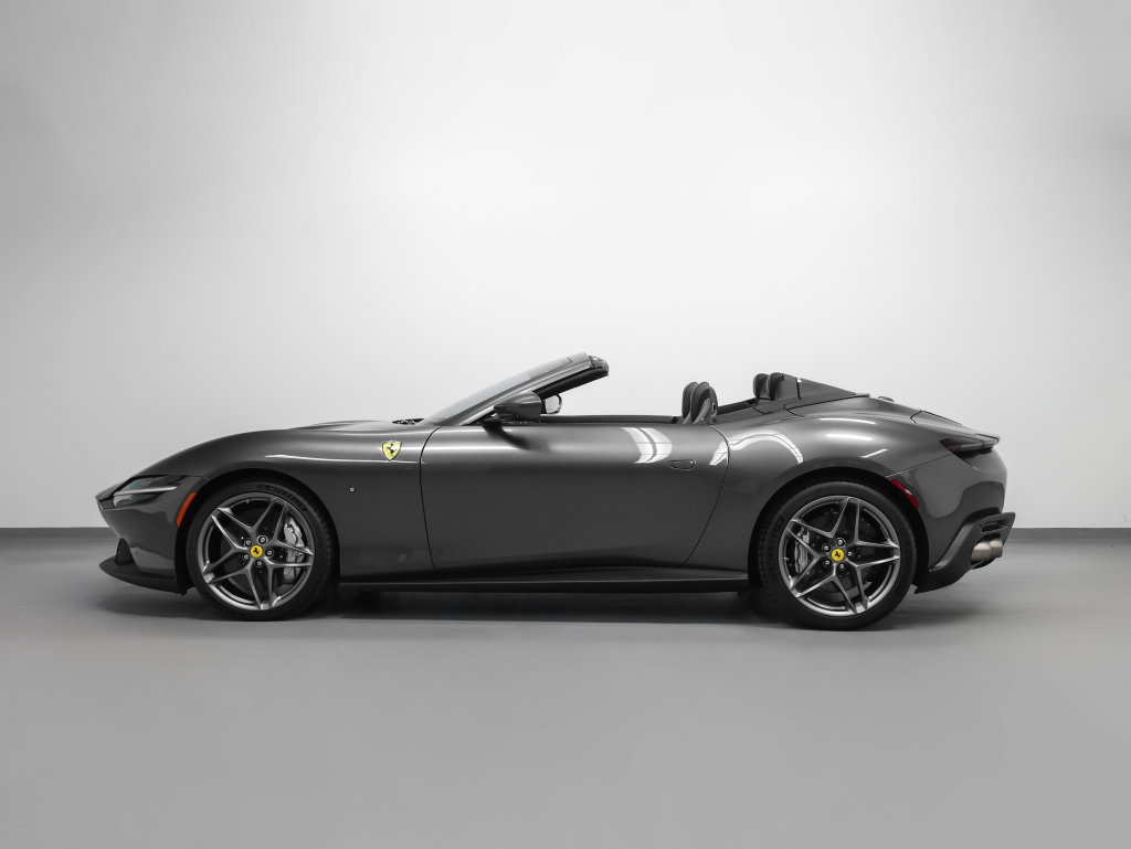 Used 2024 Ferrari Roma Spider RWD image 69