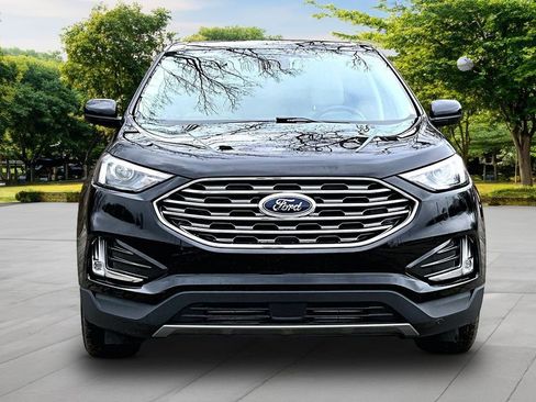 Certified 2022 Ford Edge SEL w/ Convenience Package AWD/4WD image 3