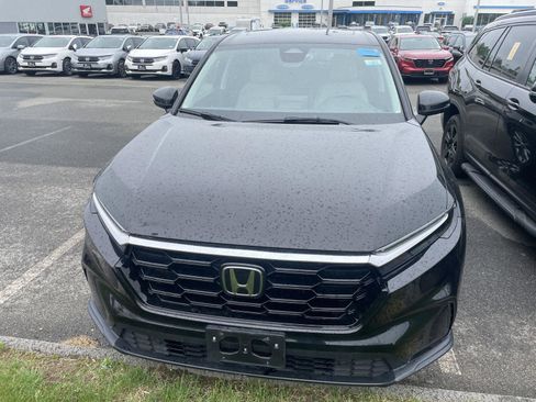 Used 2024 Honda CR-V EX-L image 3