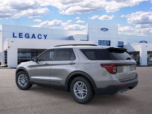 New 2026 Ford Explorer Active w/ Active Comfort Package RWD image 4