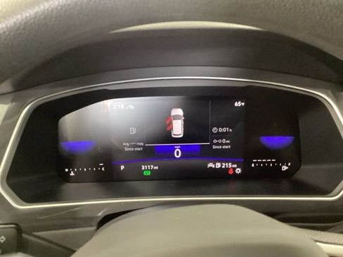 Used 2023 Volkswagen Tiguan S image 7