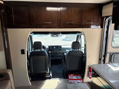 Used 2019 Mercedes-Benz Sprinter 170 image 14