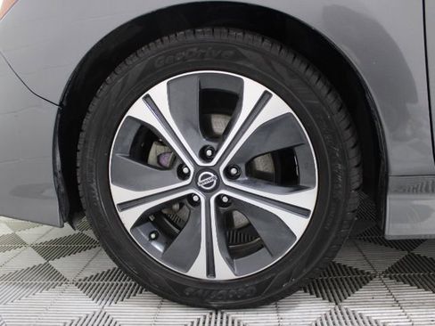 Used 2020 Nissan Leaf SV w/ SV Technology Package image 44