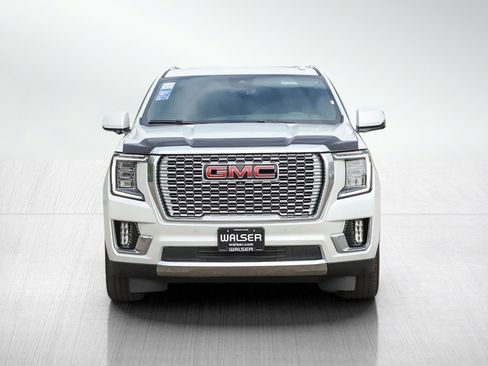 Used 2023 GMC Yukon Denali w/ Denali Reserve Package AWD/4WD image 8