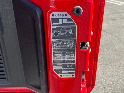 Used 2022 Jeep Wrangler Willys image 26