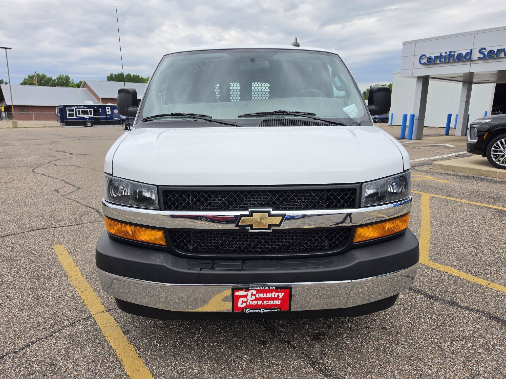 Used 2024 Chevrolet Express 2500 w/ Driver Convenience Package RWD image 12