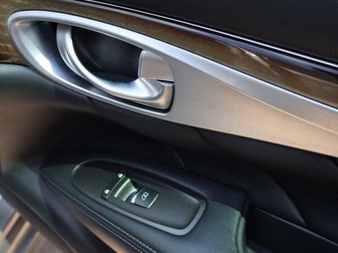 Used 2012 INFINITI M37 x w/ Deluxe Touring Pkg AWD/4WD image 10