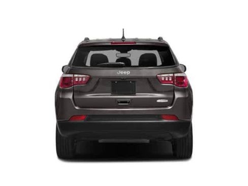 Used 2018 Jeep Compass Latitude FWD image 7