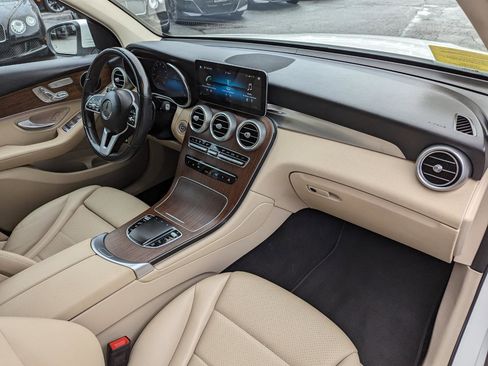 Used 2022 Mercedes-Benz GLC 300 4MATIC image 35