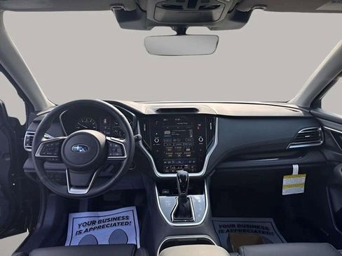 Used 2025 Subaru Outback Limited image 5