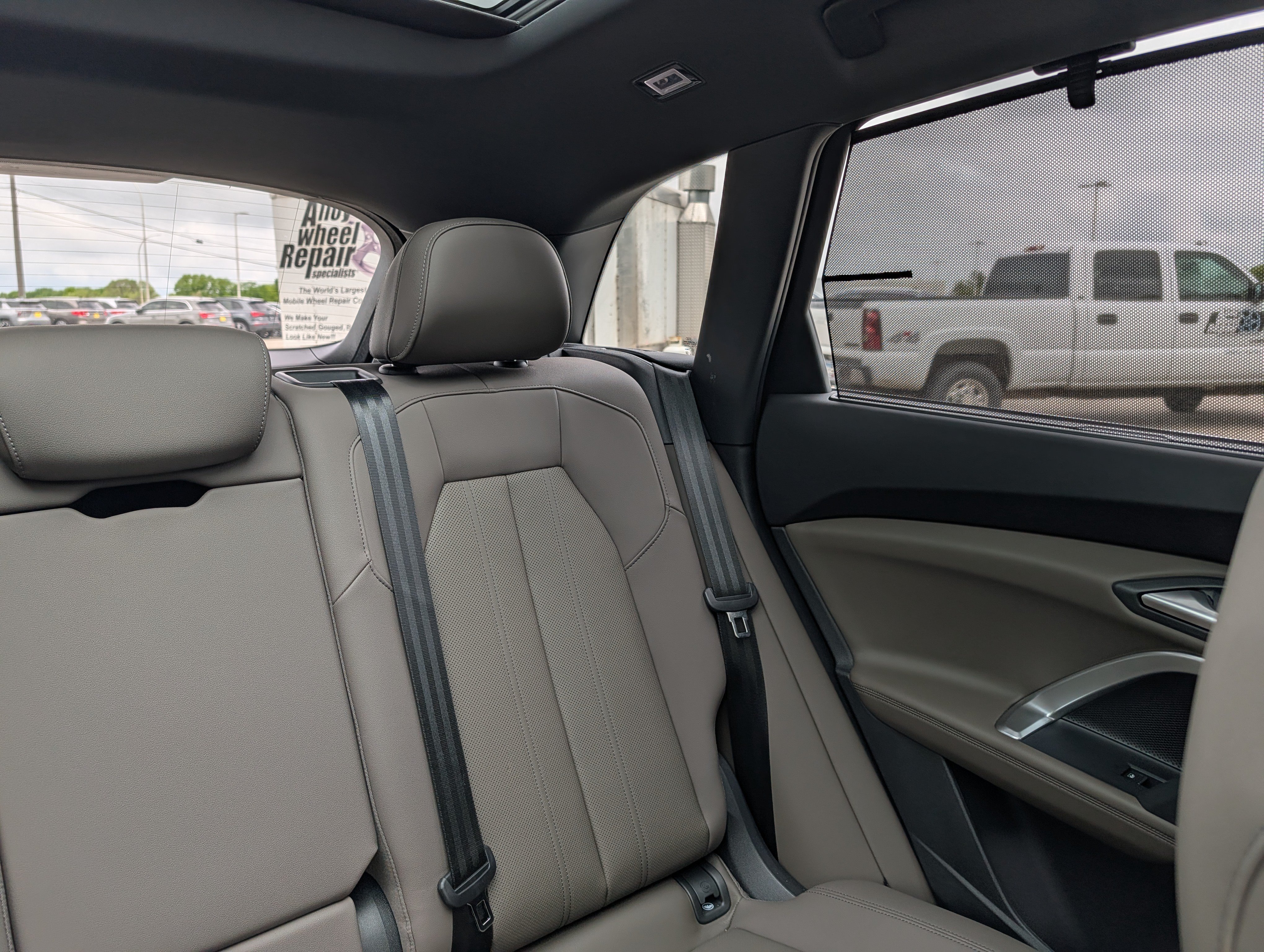 Used 2025 Audi Q5 Premium Plus w/ Premium Plus AWD/4WD image 14