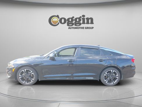 Used 2023 Kia K5 GT-Line w/ GT-Line Premium Package image 2