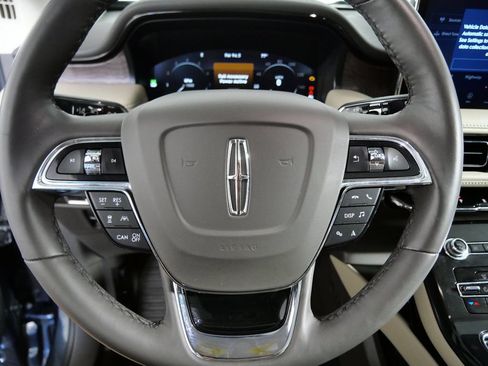 Certified 2023 Lincoln Nautilus Reserve w/ Equipment Group 201A AWD/4WD image 19