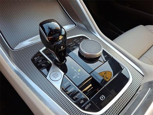 Certified 2023 BMW X6 xDrive40i w/ M Sport Package image 14