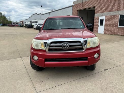Used 2009 Toyota Tacoma PreRunner RWD image 2