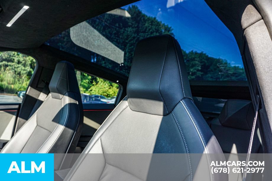 Used 2024 Tesla Cybertruck AWD Crew Cab image 20