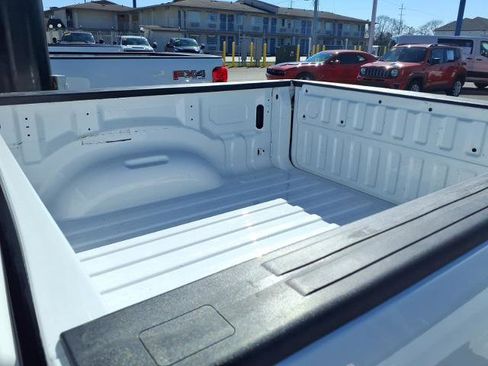 Used 2019 RAM 1500 Big Horn image 19