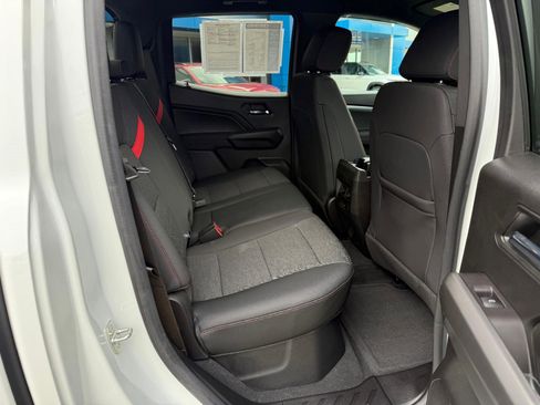 Certified 2023 Chevrolet Colorado Z71 w/ Z71 Convenience Package 2 image 10