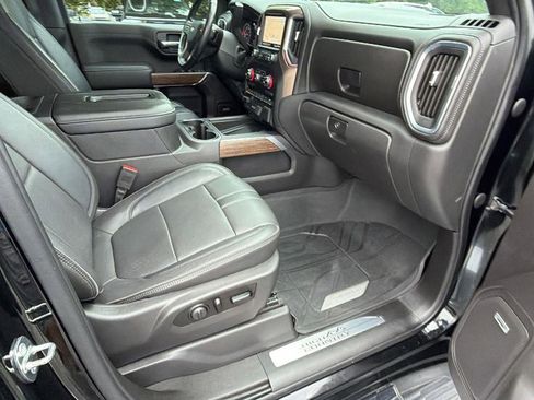 Used 2020 Chevrolet Silverado 1500 High Country w/ Technology Package AWD/4WD image 18