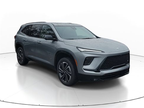 New 2025 Buick Enclave Sport Touring w/ Power Package image 32