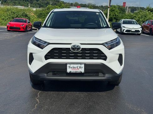 Certified 2025 Toyota RAV4 LE FWD image 10