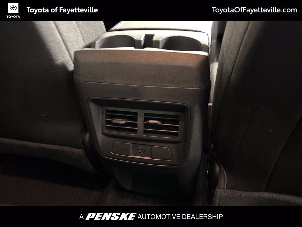 Used 2025 GMC Canyon Elevation w/ Technology Package AWD/4WD image 13